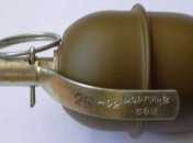 Неизвестные бросили три гранаты во двор предпринимателя на Прикарпатье