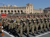 Дезертирство и конфликты с населением: Пашинян признался, с чем столкнулся в Карабахе (фото)