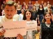 Священник из Винницы начал флешмоб по выполнению "Щедрика"