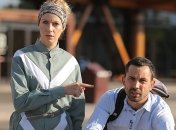 "Усы сбрила?" Бедняков подколол Никитюк, разместившей школьное фото