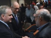 Яценюк: "Точка излома" - это фильм о борьбе украинского народа за будущее