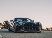 "Новую" Ferrari F12 Berlinetta выставили на продажу