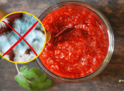 Томатная паста часто покрывается плесенью