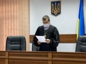 Суд избирает меру пресечения Стерненко
