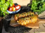 Картопля із салом — найкращий гарнір до шашлику