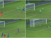 Заколдованные ворота: нападающий 4 раза попал в каркас ворот за 5 минут (видео)