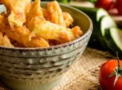 Пікантні нагетси із часниковим соусом