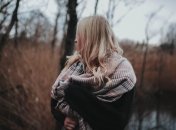 Шарфы, с которыми пора попрощаться этой зимой