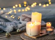 Свечи горят в праздник