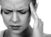 В борьбе с мигренью помогут народные средства