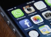 Apple вступила в борьбу с Facebook