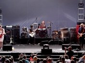 Ирландская группа My Bloody Valentine выпустила новый альбом "mbv"