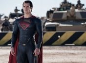 Режиссеры уже начали работу над "Человеком из стали - 2"