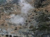 В Китае внутри скал нашли подвесное захоронение возрастом 1200 лет