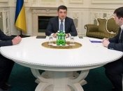 Москаль с Насировым провели встречу у Гройсмана