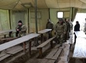 Полторак обещает улучшить условия 53-й бригады на полигоне в Черкасском (Видео)