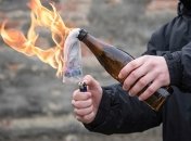 "Коктейль Молотова" чуть не сжег автозак в Москве