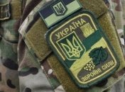 Вооруженный боевик пробрался на позиции украинских военных и напал на бойца: подробности и фото