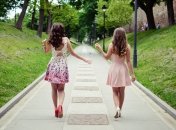 Модные платья, которые делают фигуру стройнее