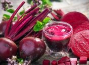 Ученые рассказали, почему пожилым надо чаще есть свеклу