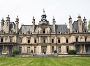 Заброшенные призрачные замки Франции (Фото)