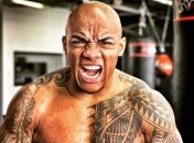 "Он принесет с собой взрыв": Top Rank подписала именитого боксера