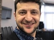 Небритый, зато в вышиванке: Зеленский поздравил украинцев с праздником