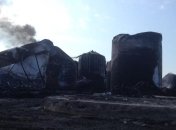 ГСЧС: На нефтебазе продолжает гореть резервуар с бензином