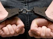 Женщина нашла у себя дома голого танцующего незнакомца