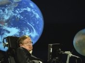 Стивен Хокинг увидел в черных дырах двери в другие Вселенные