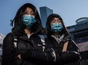 Последствия коронавируса в Китае: очереди в больницах и пустые полки в магазинах