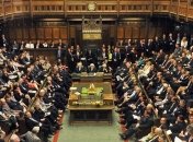 Британский парламент официально приостановил работу до 14 октября