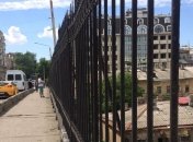 Разочаровался в жизни: француз пытался прыгнуть с моста в Одессе