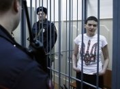 Полозов: Клетку с Савченко окружили полицейские