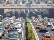 Сколько в среднем человек добирается до работы? 