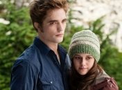 "Солнце полуночи" разошелся миллионным тиражом: Стефани Майер выпустит еще две книги о вампирах