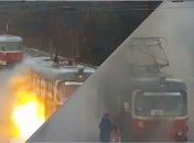 Водій та кондуктор намагались загасити пожежу