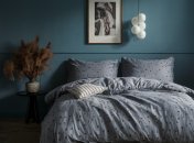 Наши предки верили, что менять постель можно только в определенный день (изображение создано с помощью ИИ)