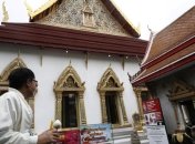 Первый случай в мире: мужчина в Таиланде заразился коронавирусом от покойника