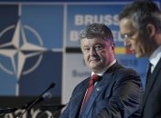 Порошенко: НАТО поддерживает Украину, это мотивирует на новые реформы