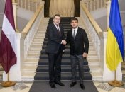 Вейонис: Мы видим, насколько храбро вы боретесь с силой, которая кажется больше