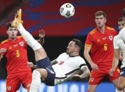 Нокаут вратаря и гол ударом через себя - в обзоре матча Англия - Уэльс (видео)