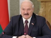 "Мы с этой бедой справились": Лукашенко заявил о победе над коронавирусом в Минске