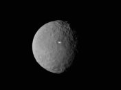 Астрономы открыли тайну яркого кратера на Церере