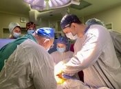 Для "Охматдиту" купили розширювач ран Thompson