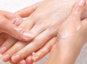 Как избавиться от сухости кожи? 