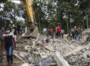 В Индонезии произошло мощное землетрясение: десятки жертв