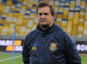 Тренер сборной Украины помолился в монастыре за попадание на ЧМ-2018