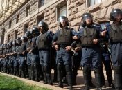 Здание КГГА усиленно охраняется милицией