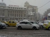 В Бухаресте закрывают все школы и детсады